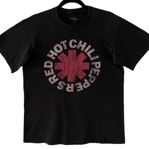 Red Hot Chili Peppers Graphic Band Distressed Classic Asterisk T-Shirt - Black  